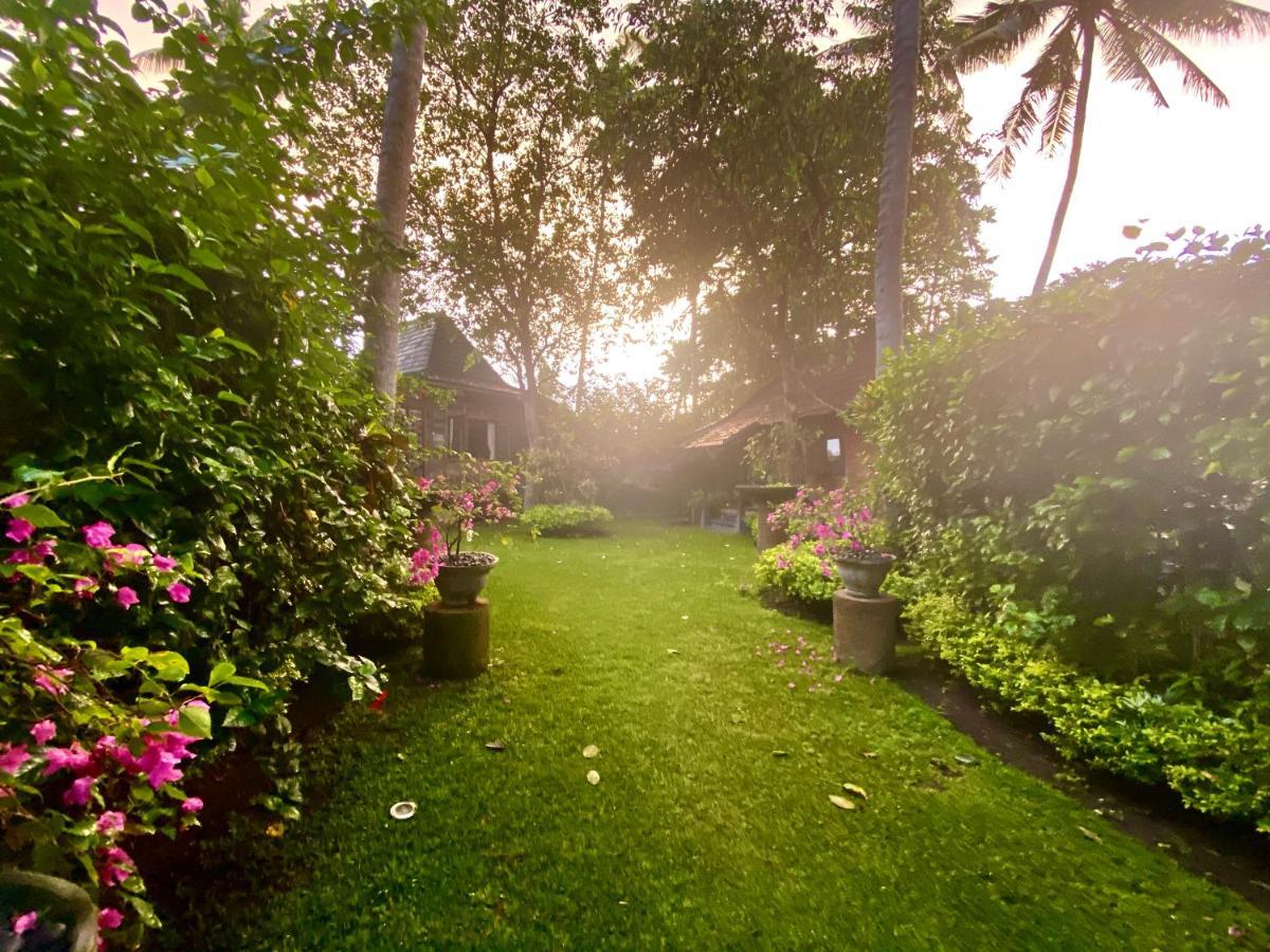Hidden Heaven Rumah Barong Jasri Exterior foto